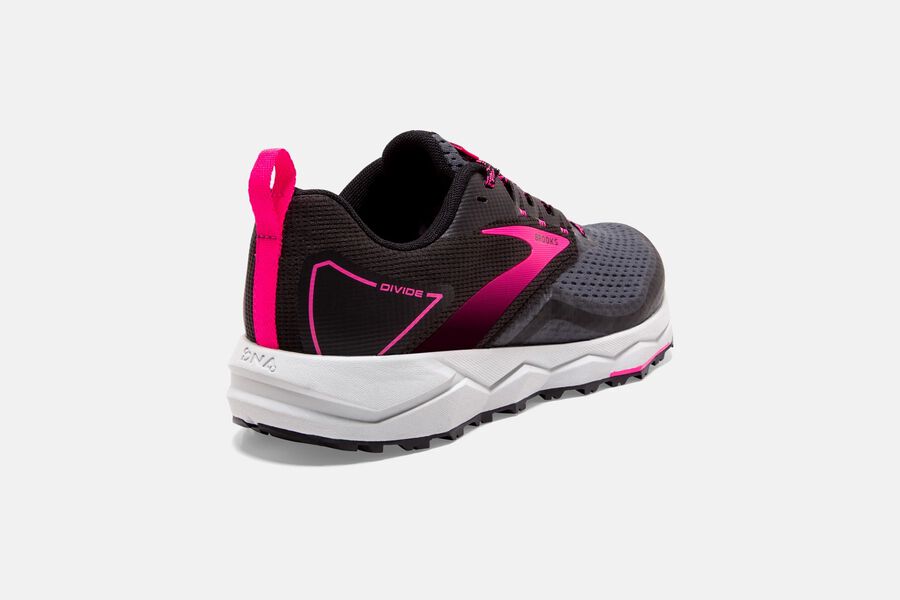 Brooks Divide 2 Trail Running Shoes Womens - Black/Pink - WMTVY-9850